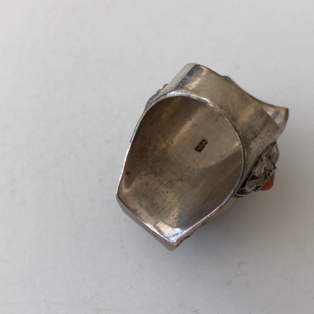 Vintage silver and turquoise oval and coral ring - Picture 4 of 16